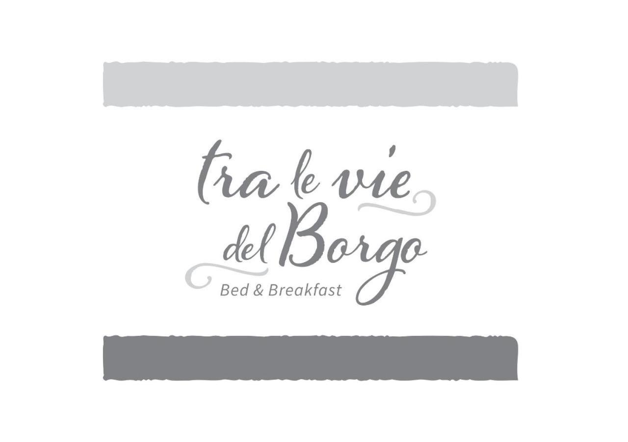 B&B Tra Le Vie Del Borgo Vieste Luaran gambar